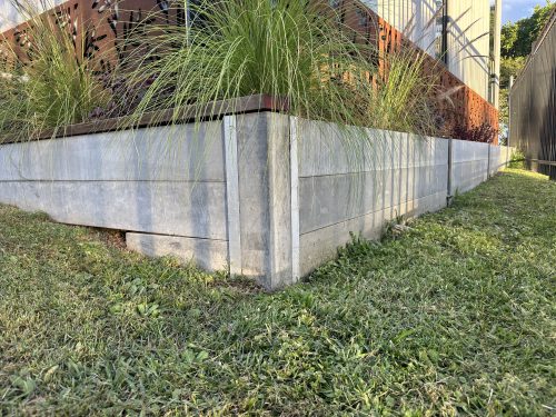 U-Panel Sleeper Retaining Walls